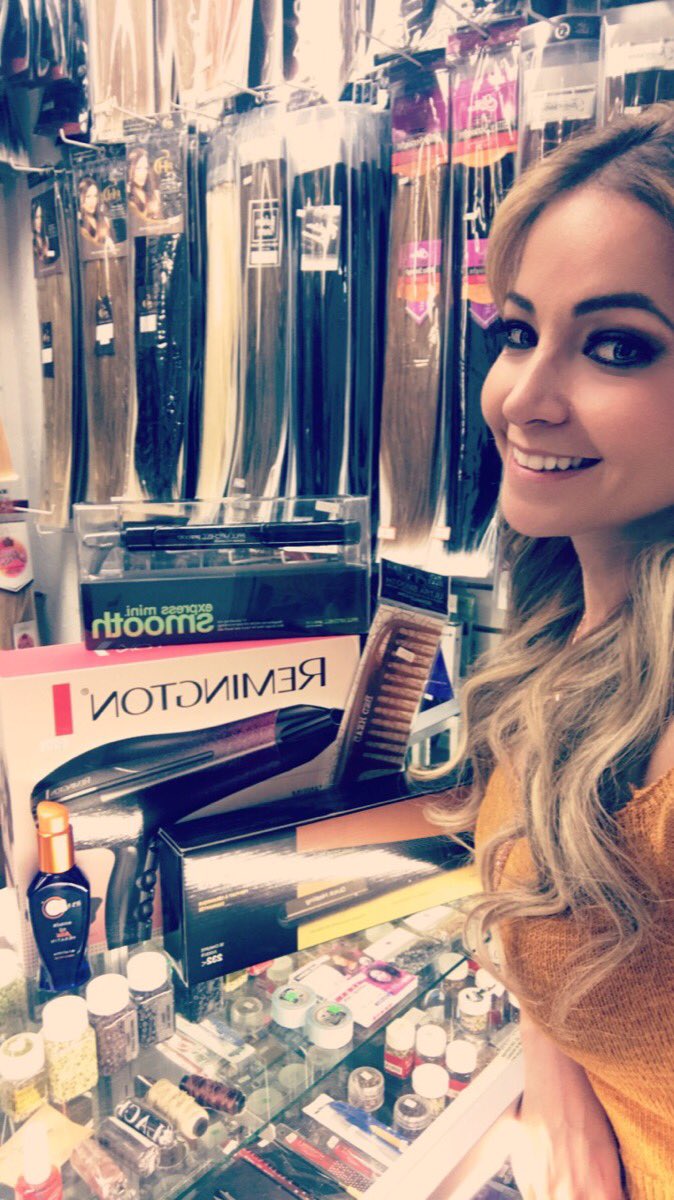 Mil gracias a <a href="/paolasupply/">PAOLABEAUTY</a> porque ademas de extensiones tienen muchísimos productos a super buenos precios !!! Ven y deja que te asesoren segun tu presupuesto y necesidades 😉🤗👏🏻