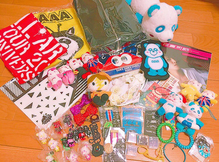 trio_harajuku's tweet photo. 🌟AAA福袋販売決定🎉🎉

郵送＆店頭受取り販売⚡各抽選販売となります🎵予めご了承下さい🙇
ご募集開始は近日公開🎵
…その前に抽プレ💥当垢F＆Rにてご応募認識🎵
2名の当選者様は販売価格に対し内容ご感想呟き📷お願いします🙏

画像は皆様よりご投稿頂いた、前回5000円福袋内容です📷

#TRIO原宿 https://t.co/Pif73aUaKe