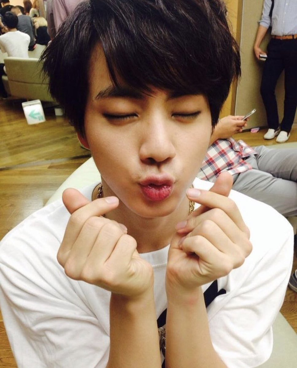 #WorldwideHandomeDay 
Happy Birthday Jin!!
김석진 ❤️😘 
#HappyJinDay 
#HappyBirthdaySeokjin