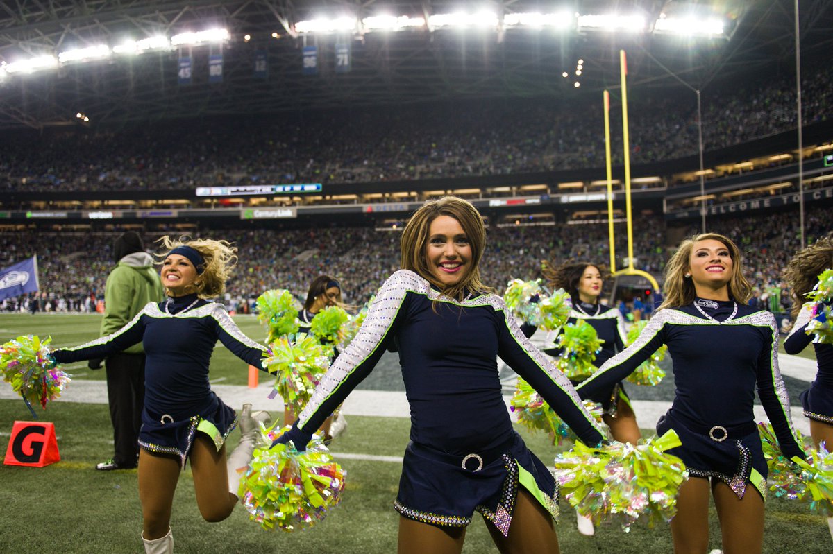 What a night! <a href="/12s/">12s</a> you were amazing! See you in a couple weeks! #PHIvsSEA #GoHawks #WeAre12