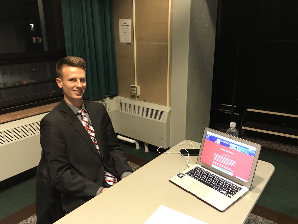 rosvo023's tweet photo. Cultural Entrepreneurship major, Alex Byom created a resource called Tour Duluth Districts. This website focuses on the unique neighborhoods here in Duluth. #UMDJour https://t.co/CQEF2FGQgV