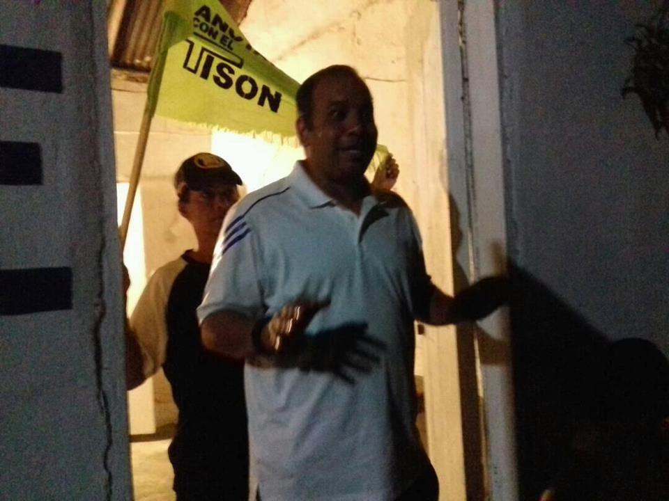 TisonActivo's tweet photo. el Trabajo por nuestro municipio es un trabajo que no cansa por que se llevan esperanzas de ver un cambio, un cambio que se merece nuestra gente que ya es tiempo de darle soluciones #VamosPorElRemate con @PlacidoMalave y @Manuel_Tison con fuerza #Tison para este #10D https://t.co/fEWSBZvlAl