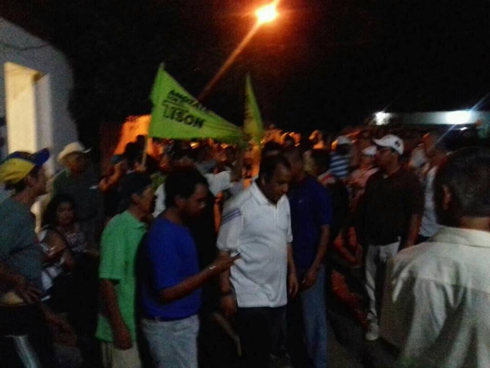 TisonActivo's tweet photo. el Trabajo por nuestro municipio es un trabajo que no cansa por que se llevan esperanzas de ver un cambio, un cambio que se merece nuestra gente que ya es tiempo de darle soluciones #VamosPorElRemate con @PlacidoMalave y @Manuel_Tison con fuerza #Tison para este #10D https://t.co/fEWSBZvlAl