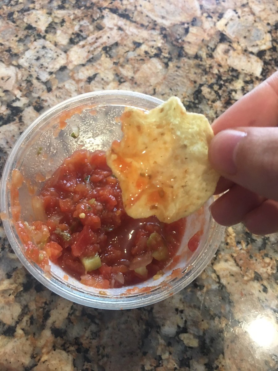 ThePatP's tweet photo. Eating salsa as a kid vs. eating it now #NOchunks https://t.co/9qtKH4J3BB