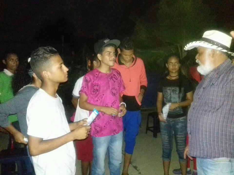 TisonActivo's tweet photo. reunión con Dirigentes juveniles y políticos en el Viñedo con el Presidente del partido #Tison @Manuel_Tison para escuchar a cada unos de sus proyectos dando motivos para ir por el Remate este #10D con @PlacidoMalave, si se anotaron. https://t.co/EiXYuCAi9z