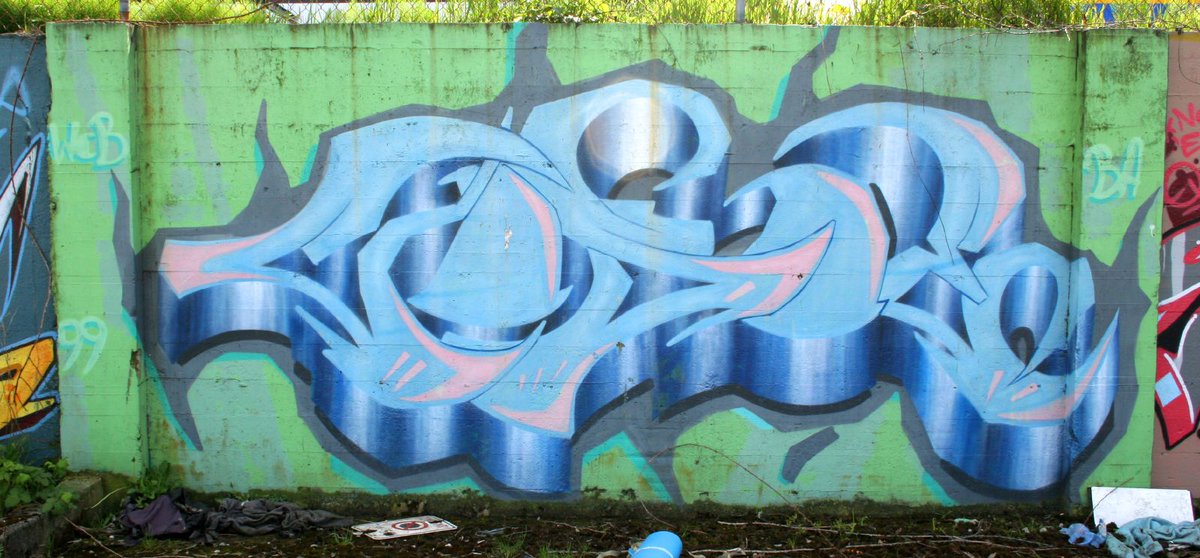 cosoe's tweet photo. #Cosoe 1999  #WCBCrew Powell Street Yard.  Founded by me. https://t.co/sUV2cZUOui