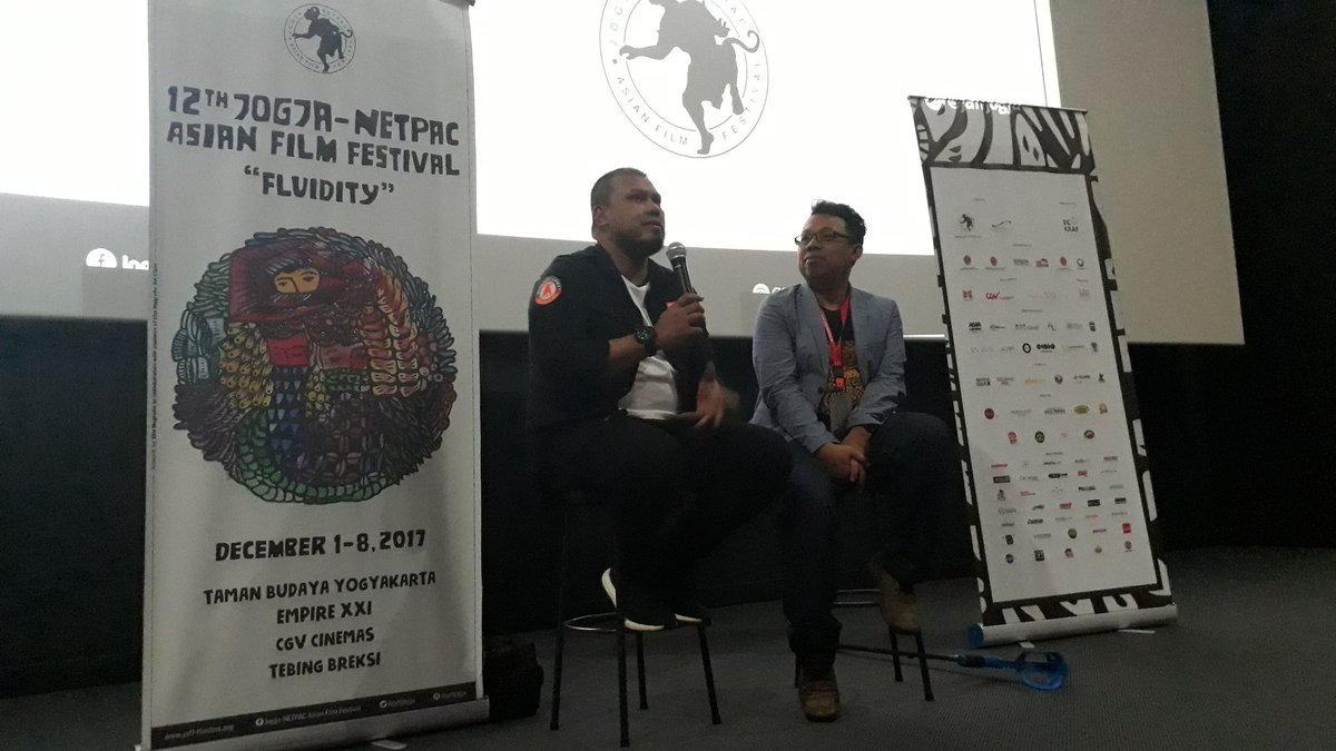 event_Jog's tweet photo. Nonton #JAFF2017 "A Copy of My Mind" filmnya Bang @JokoAnwar keren juga 👍

Menceritakan tentang seorang pekerja wanita di salon murah dan seorang penulis subtitle DVD bajakan yang jatuh cinta di tengah pergolakan pemilihan presiden di Indonesia.

#JAFF12 #JAFFJOGJA #Jogja https://t.co/eucunCzXYX