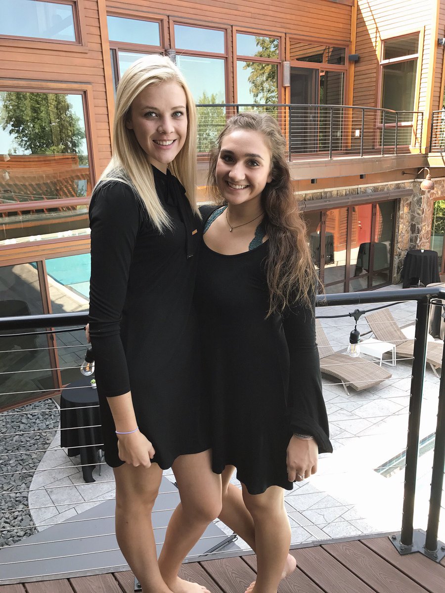 ellakrueger2's tweet photo. Happy birthday em😋❤️ love ya lots💘 https://t.co/FHHdgSLB1C