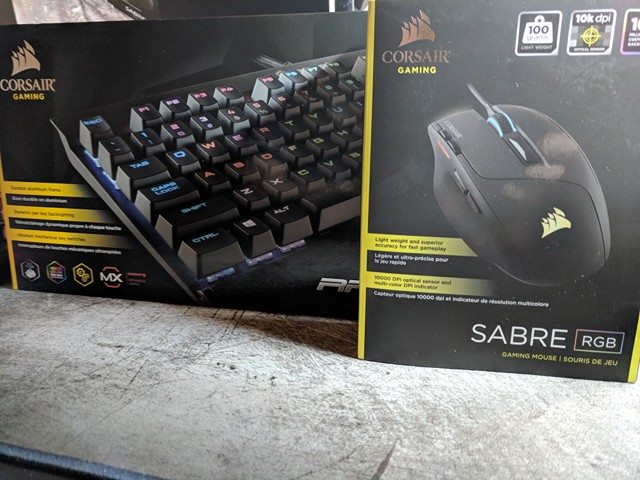 MoonChopper's tweet image. The second giveaway is for new years! In this one we got the K70 LUX RGB Mechanical Keyboard and the RGB Sabre Gaming Mouse.
gleam.io/IHOaA/new-year…
