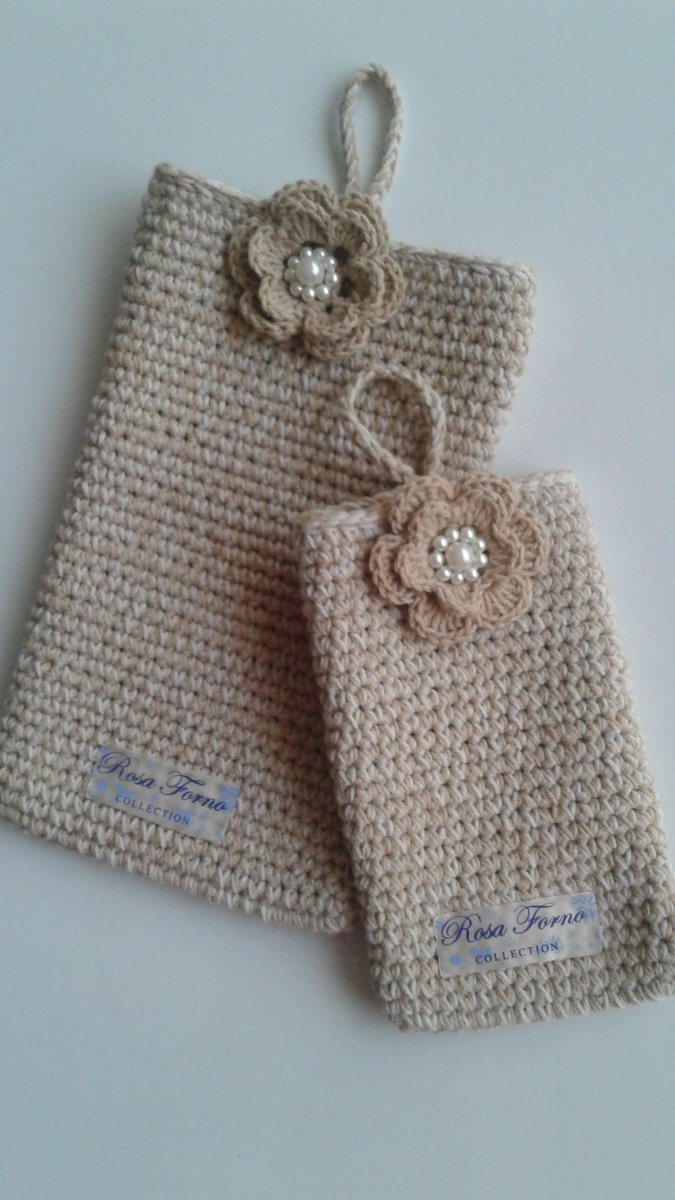 Rosa_Forno's tweet photo. Porta Smartphone y Tablet #Crochet #PortaSmartphone #PortaTablet #Handmade #Hechoamano #Tejidoamano #tejiendo #portátiles https://t.co/4kzcKdFHTZ