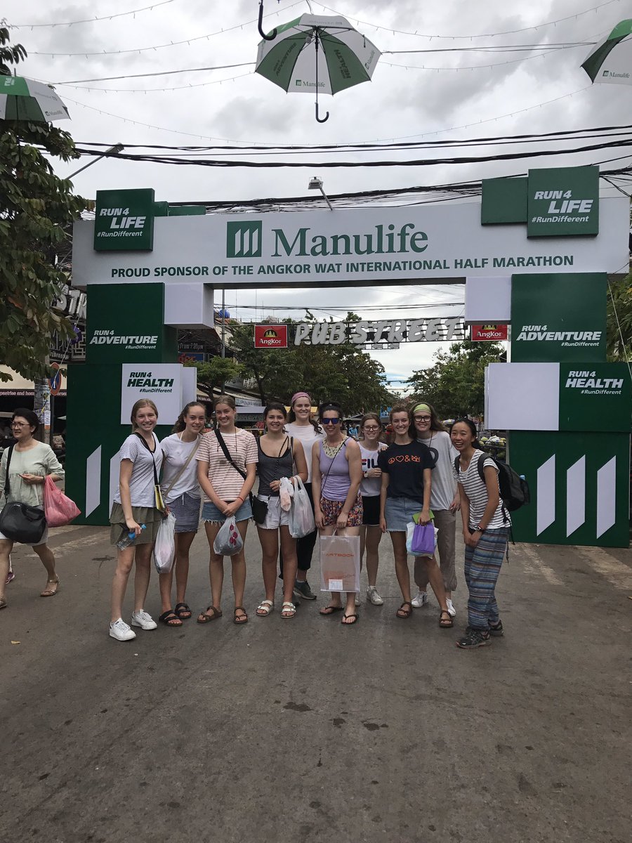 SallyCHill's tweet photo. Exploring Pub Street district and hunting out free wifi #MGGSRunforFreedom2017 https://t.co/ZtIl5mZjy2