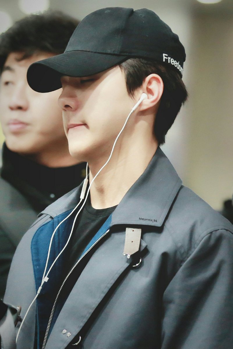 BUBBLETEAHOLIC's tweet photo. [HQ] 171202 #SEHUN cr. Metanoia_94
https://t.co/uOx6cvZhPT
https://t.co/0VS4K3ZGWs
https://t.co/m9XBeKBU7Q https://t.co/klbWDze6Zc
