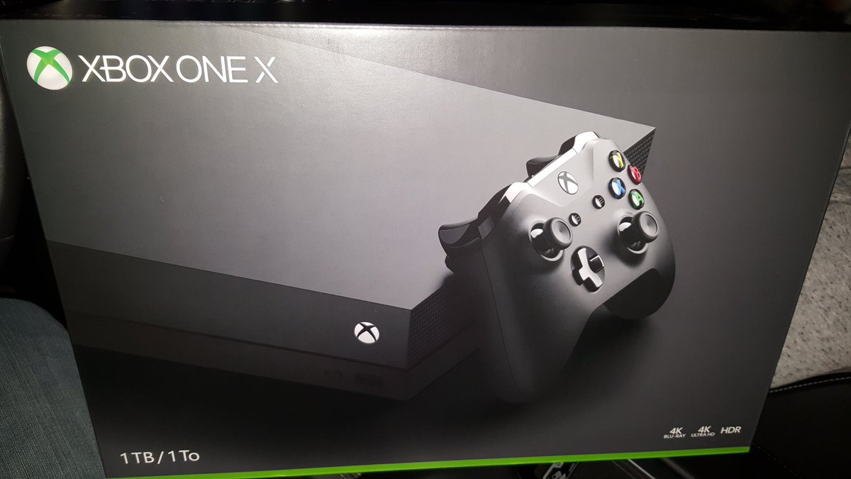 RICKMAGAMING's tweet photo. Let's see what the fuzz is about! #4k #backtoxbox https://t.co/3kR0jbAO3M