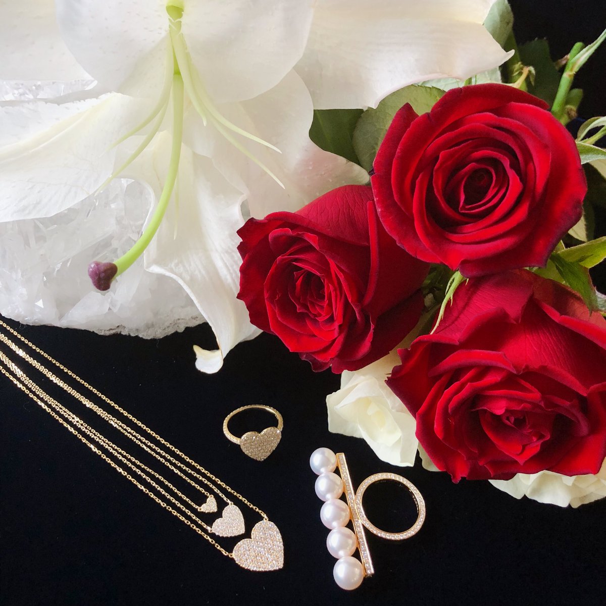 福王寺彩野 ご報告です 株式会社tasaki 株式会社アーカーを連結子会社化 Ahkahブランドのグローバル展開を加速 T Co 1wrkucr5an 詳細につきましては 下記プレスリリースをご確認ください T Co Rvl4yocmaa T Co Dokuexshql