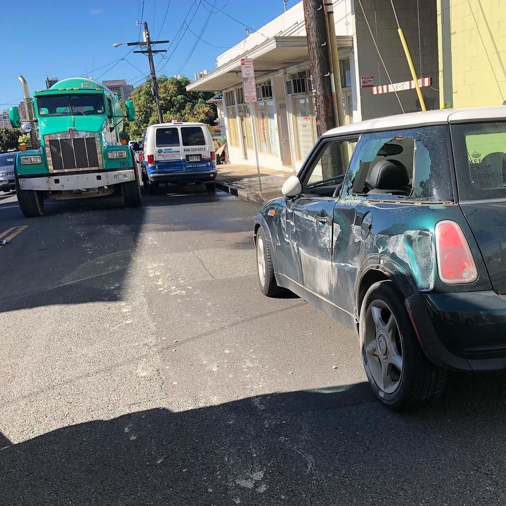 jenkakio's tweet photo. On November 9th, I was (as HPD likes to call it) t-boned by that green semi-truck. Yes, I was driving, and yes, I was pinned in. I’m lucky to walk away with the minor injuries I incurred. I’m fine. Happy to be alive. You can’t get rid of me that easi… https://t.co/BvhTgMgynD https://t.co/cGMrNtWBZX