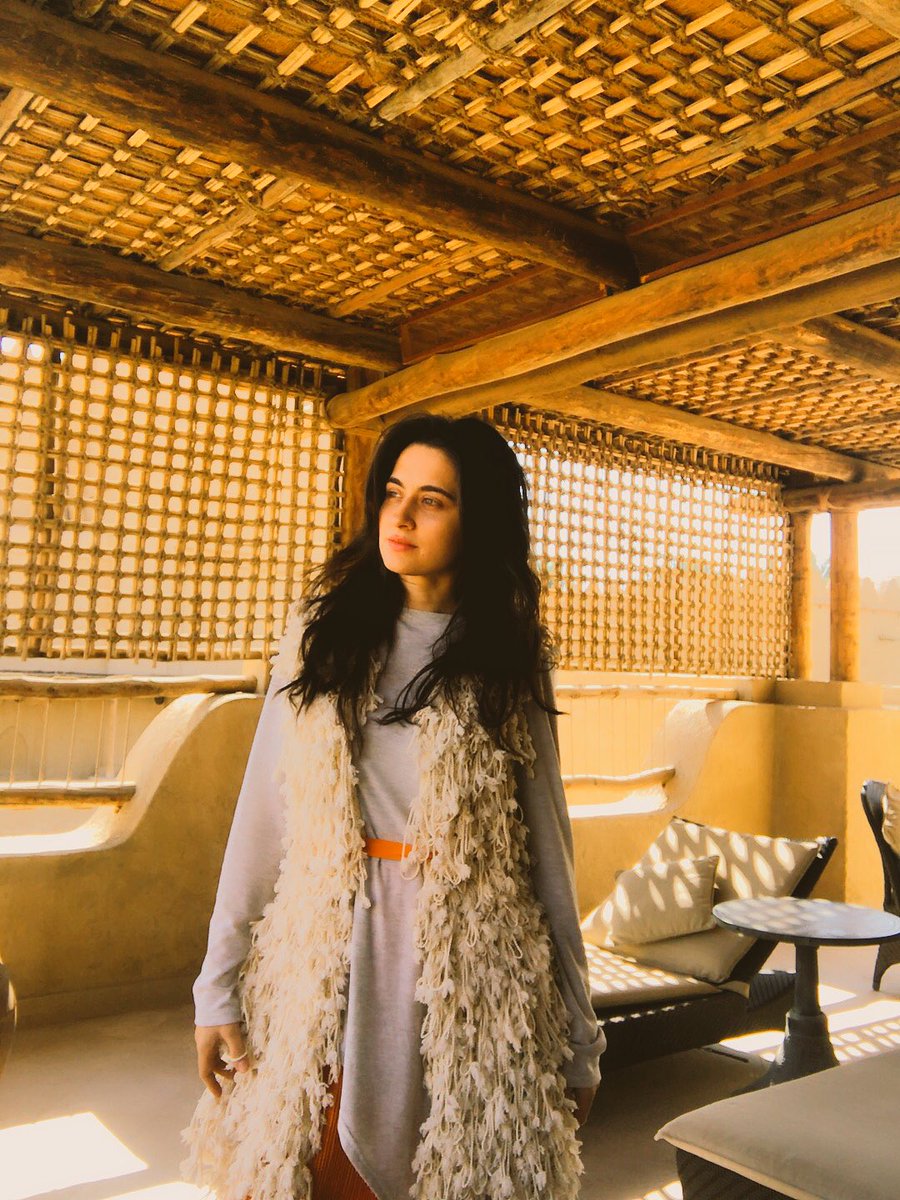 iamsanjeeda's tweet photo. https://t.co/v62M7gT0eI