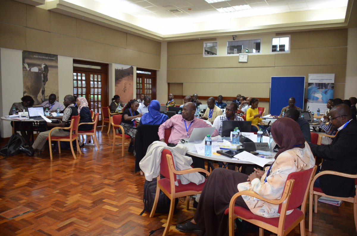 It's a new week and a new group are in for the science communication workshop for <a href="/BecAHub/">Biosciences for Africa (B4A) Hub</a>. With <a href="/Bibsiraki/">Bibiana Iraki</a>  .<a href="/mkarembu/">Margaret Karembu</a>  .<a href="/fnguthi/">Faith Nguthi</a>  .<a href="/OFABKenya/">OFABKenya</a>