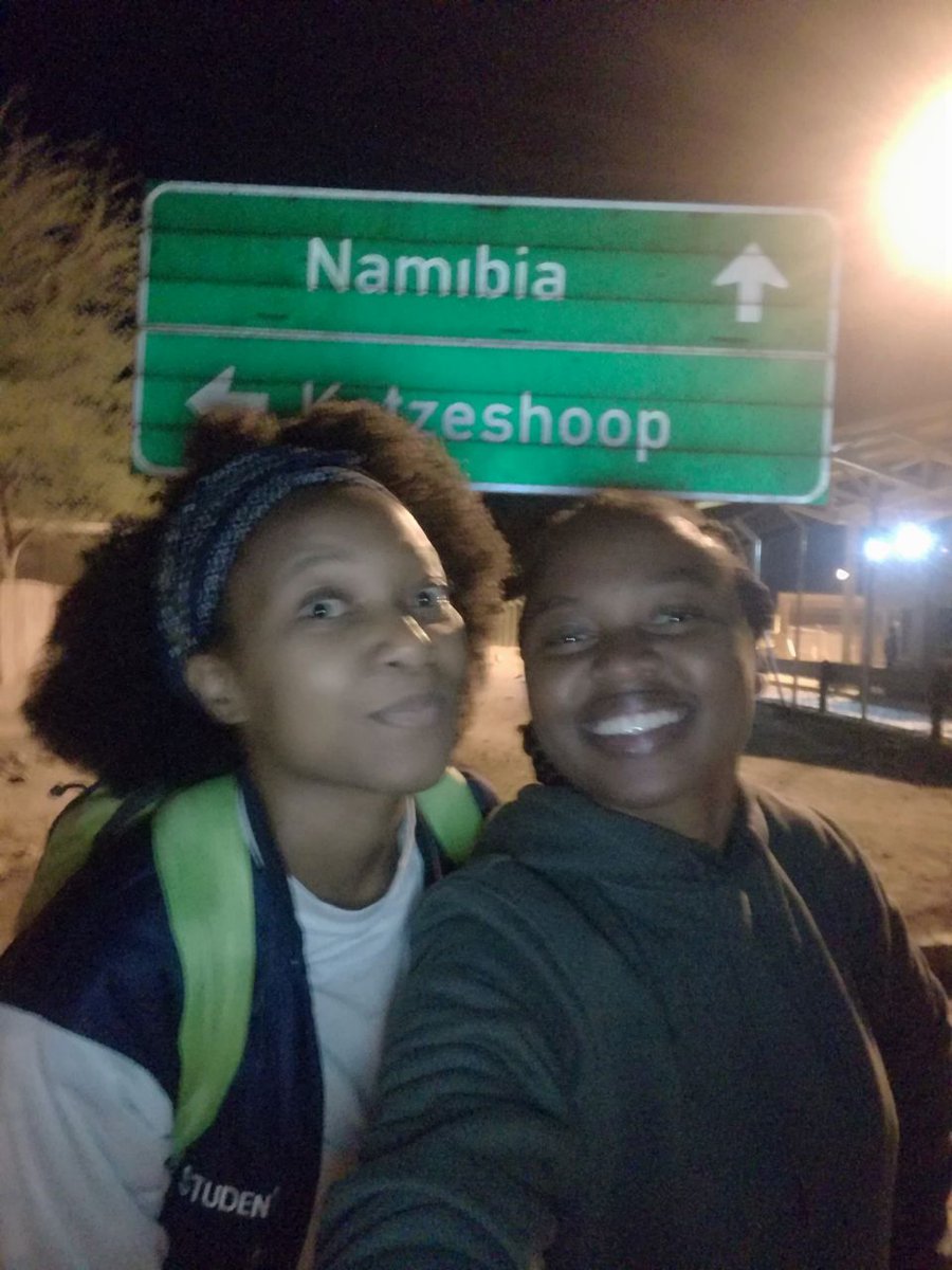 khethi_mpoti's tweet photo. Yeah, they crossed the border ππ #wakatichallenge #TeamPurelyMe #girlpower https://t.co/FX6qcSOpel