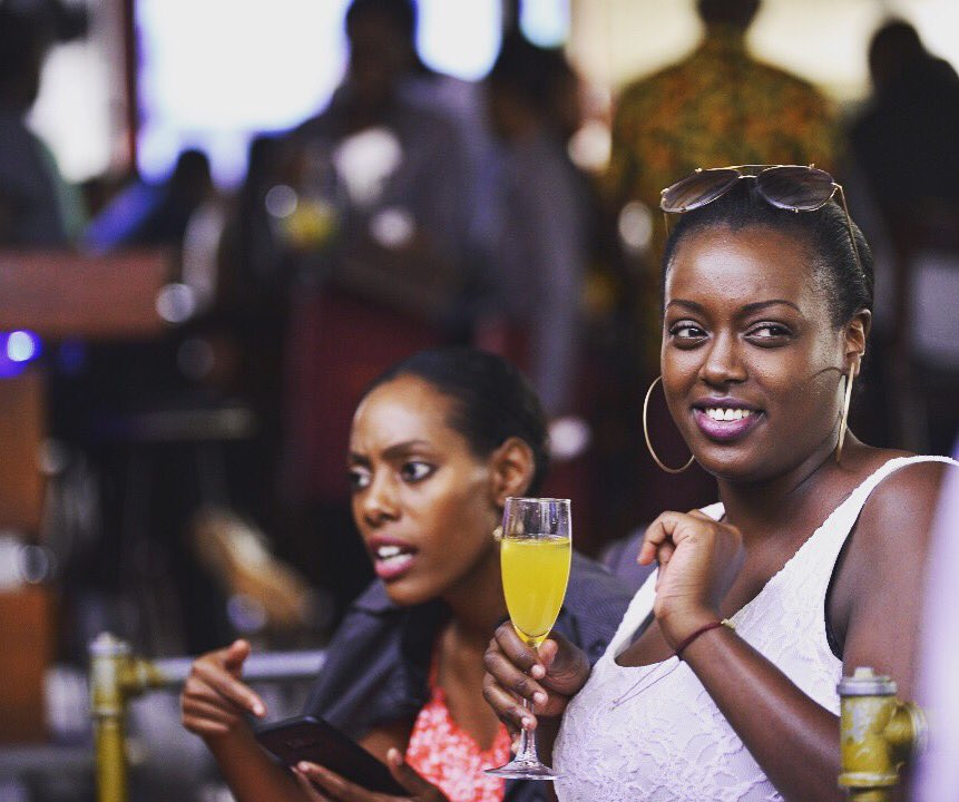 thePearlGuideUg's tweet photo. #AboutYesterday โข Hereโs how it went down at the #KlaCocktailWeek Ciroc Pineapple Brunch ๐ Luxury in EVERY sip ๐ฅ
#ciroc #cirocbrunchsquad #cirocpineapple #letsgetit https://t.co/QXUQ8eRsYg