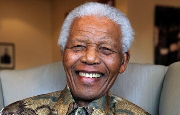 eNCA's tweet photo. Photographer demands R20 million from government for Mandela picture https://t.co/AbABYcNDtU https://t.co/FNFH7PBmzS