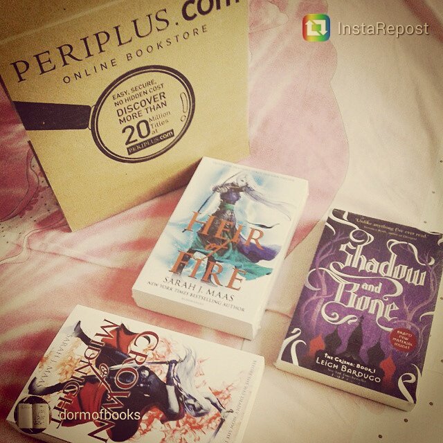 Periplus_Store's tweet photo. Mau dibuatkan kartu ucapan untuk Seseorang? Gratis. Langsung email saja ke customercare@periplus.com. 
Tulis subject emailnya: KartuUcapanku[Spasi]#OrderID
#Kartuucapan #Periplus https://t.co/5rawLCAxJq