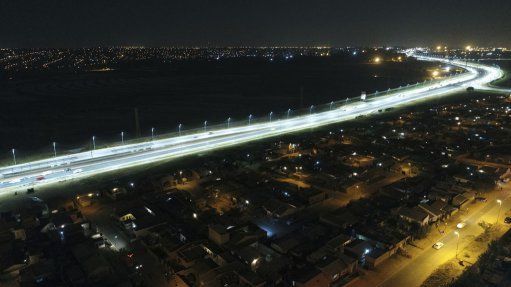 BEKASchreder's tweet photo. South Africa steadily keeps pace with global LED shift: https://t.co/K6AFoMfj3O @EngNewsZA #LEDtechnology #lighting https://t.co/pIHK8IqDUS