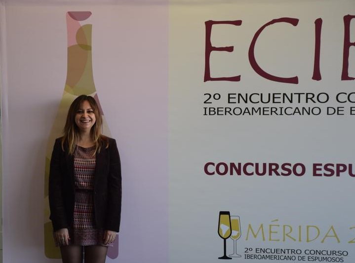 yolandhidalgo's tweet photo. Encuentro Iberoamericano de Espumosos. Jurado ECIBE 2017. #ecibe #Mérida https://t.co/dbbvAXf9C2