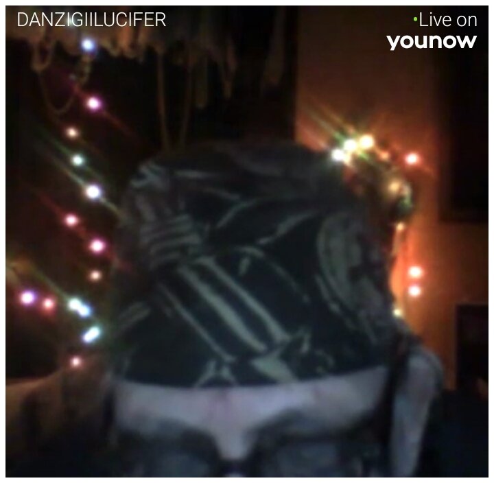MikeyTMNT2007's tweet photo. 🔴 LIVE @chrisdunivan on #YouNow https://t.co/SWzOKh5zBv https://t.co/Ry4gQWISis