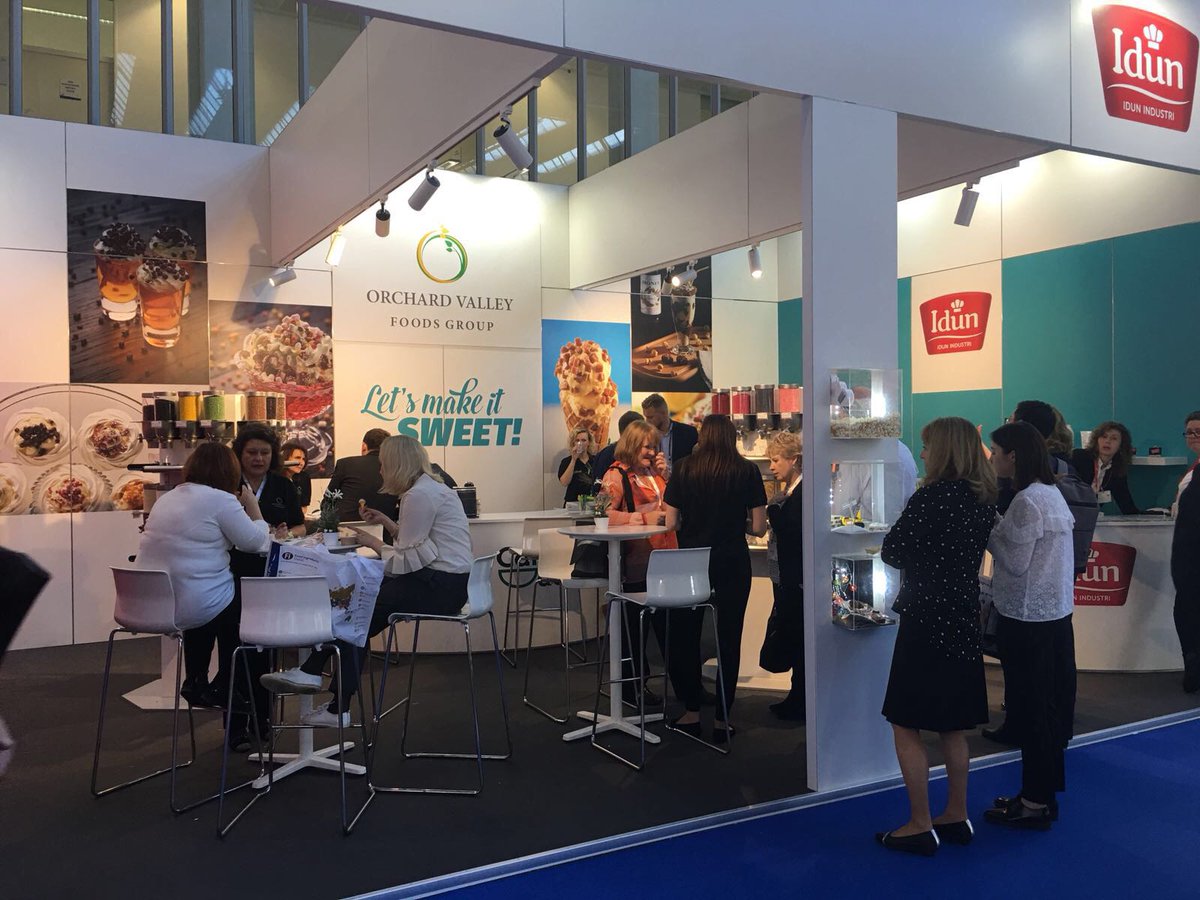 OrchValleyFoods's tweet photo. Hi #HerefordHour we were busy busy busy last week at
@FoodIngredientsEurope #Frankfurt showing off all our great #sprinkles #toppings  for #cakesbiscuits &amp; #hotbeverages #decorations #FIE2017 https://t.co/XIFkf5pVcv