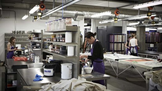 ManMetOutreach's tweet image. Don’t miss out! The deadline for #2018entry @ManMetUni Foundation Diploma in Art and Design is 15 December 2017 ow.ly/4NRJ306iErY