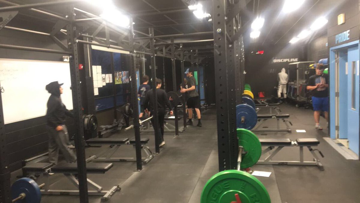 SBFBWolfpack's tweet photo. SB weight room is open 7-8 am, and 325-430 pm Monday, Tuesday, Thursday and Friday starting today! All students and faculty are welcome! Come and get after it! #lifttowin #liftforfitness @pburkevt @SBWolfPack https://t.co/CXoypqcpMB