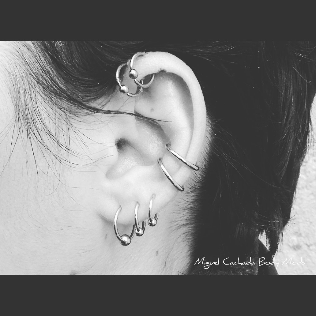 mcachadamods's tweet photo. Claudia's healed & upgraded Double Conch Piercing 🔥 thank you so much ❤
#piercing #bodypiercing #piercingproject 🇵🇹 https://t.co/etDOvIY1Ab