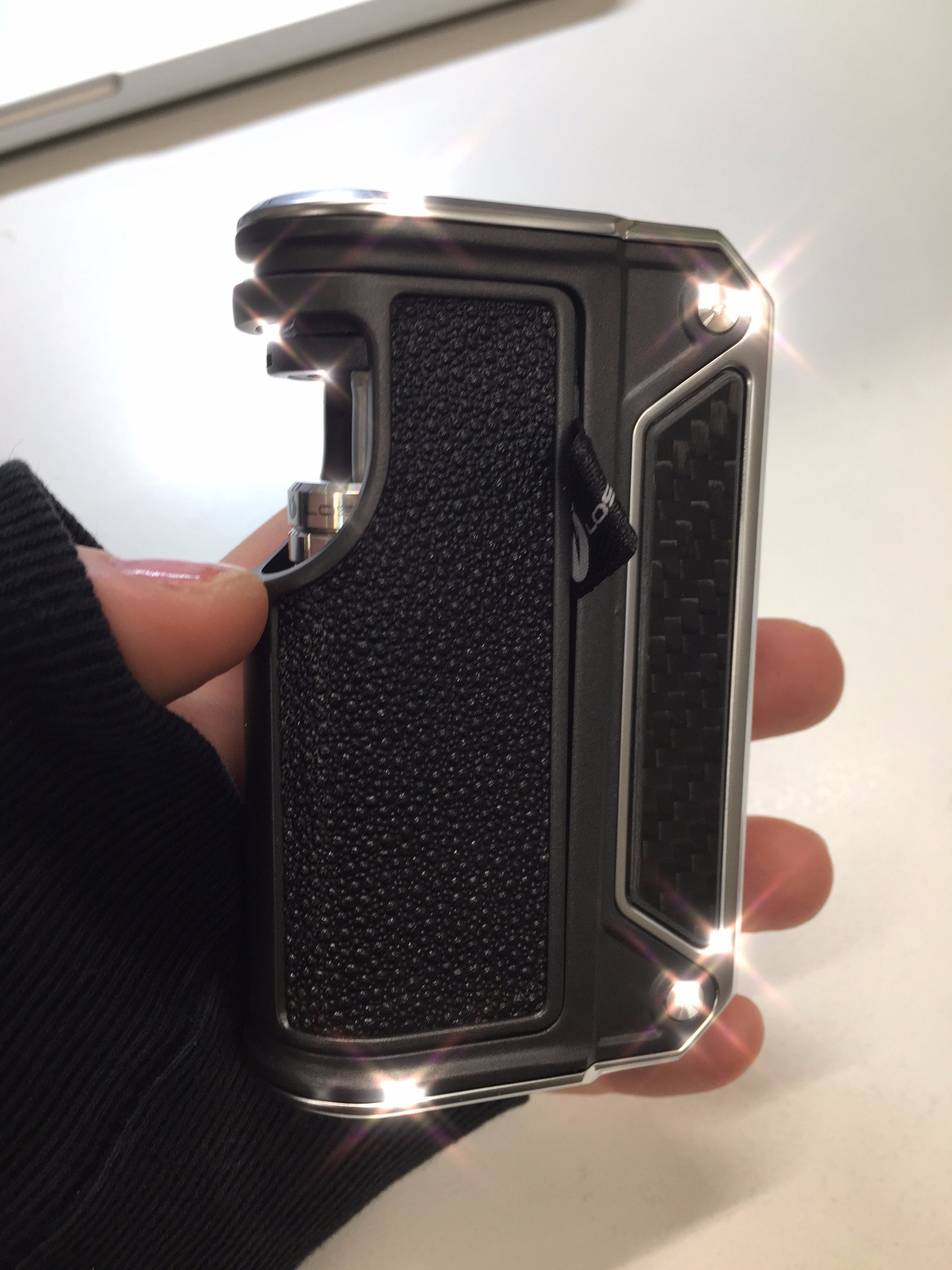 تويتر Vapesteez Jp على تويتر 新入荷 Therion Bf Dna75c 人気のbfタイプです かっこいい新商品が続々入荷してますのでお見逃しなく T Co 5gz9ufavcg Vape ベイプ Bf テクニカルmod 電子タバコ Lostvape Vapesteez T Co O8ka4sttyr
