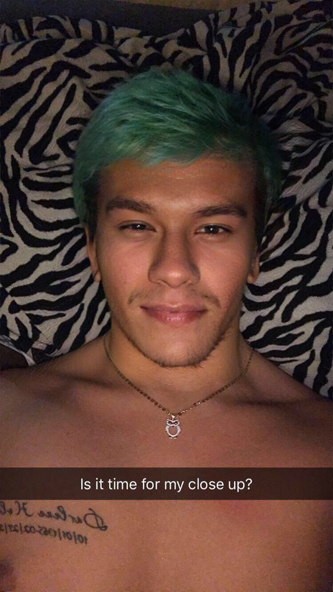 EEVEESIRENA's tweet photo. The rest of #me #AnthonyMkUltra #boysofinstagram #lyricist #musicartist #singer #producer #planetscollide #Peruvian #Polish #Italian #Bronx #NYC #gay #gays #boysofinstagram #gayboy #gayboys #men #boys #guys https://t.co/jA2n1vQBA5