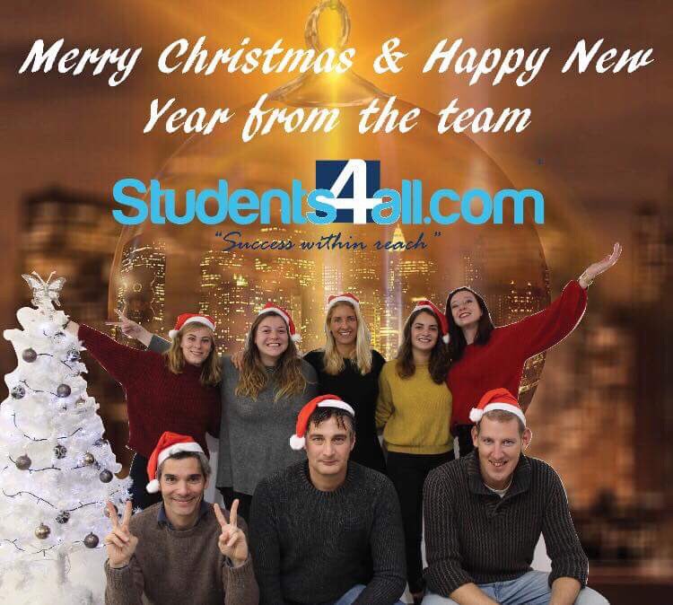 students4allcom's tweet image. We wish you all a Merry Christmas and a Happy New Year 🎉🎁🎄