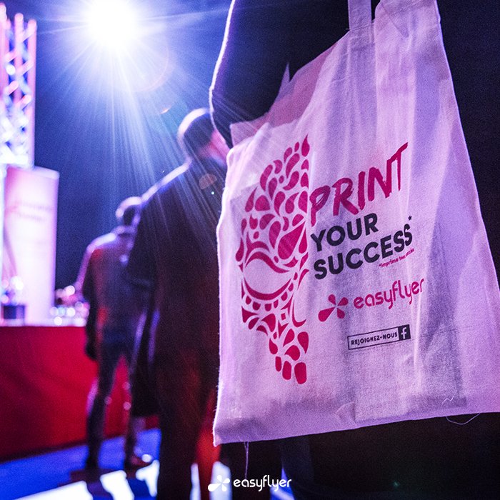 easyflyer's tweet image. #Focus Sac tissu personnalisé @easyflyer @printyoursuccess lors de la 9eme soirée des trophées de l'entreprise du Loiret @la_rep #Entrepreneur #goodies #totebag #economie #loiret #orleans #gift