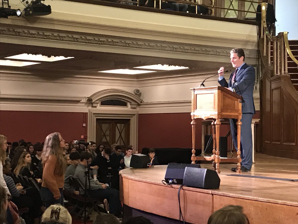 miss_jyoung's tweet photo. @NewsteadWood 6th Formers not afraid to put politicians on the spot and ask the hard questions @Keir_Starmer #PolEcon2017 @votesat16 https://t.co/8oSIKBZoey