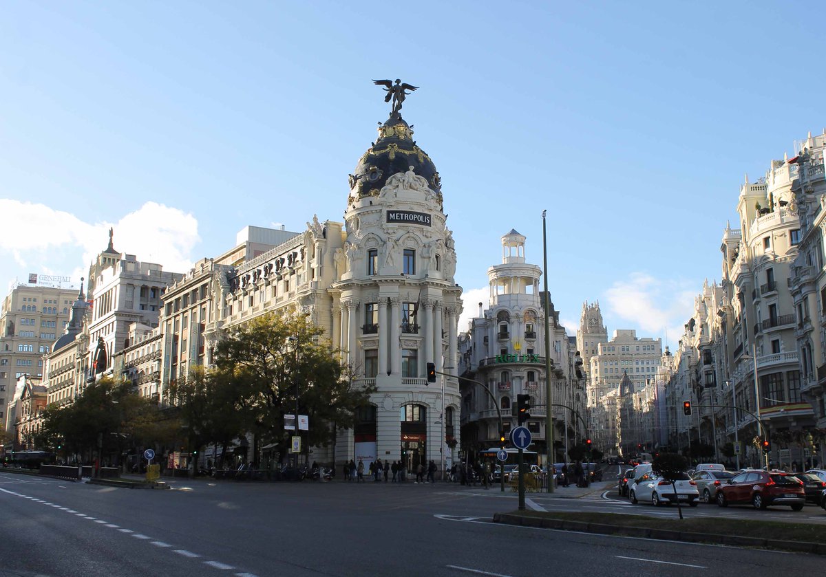 ManuelRevilla57's tweet photo. #Madrid y su luz

#GranVia #MRevilla #fotografia https://t.co/BPoJ9RXLYa