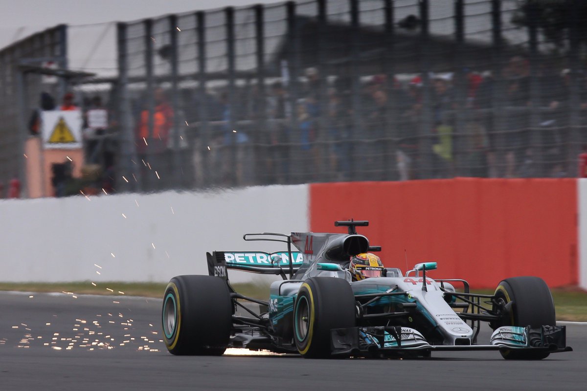 DQMdVxtWkAA8H3R?format=jpg