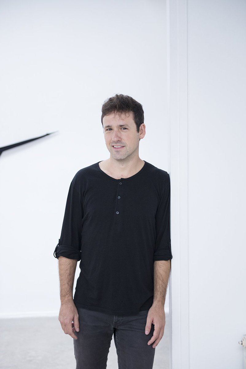 LAST CALL!
últimes 6 funcions de la #lanoiadelalàmpada
Hi serem tots els dies del pont, amb la sala ben aclimatada per fer-vos passar el fred ❄️❄️❄️
Ens hi acompanyeu? 
#omplimelsteatres
#lesdonessonaqui
salaflyhard.com/entrades