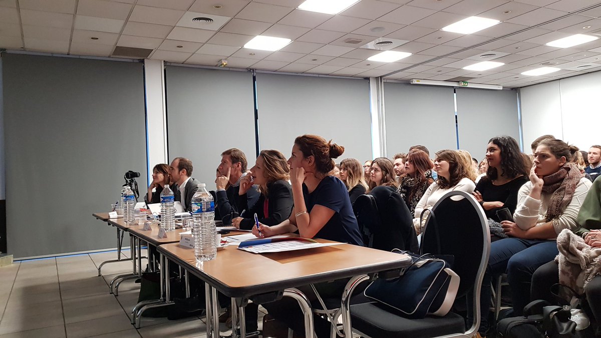 ESCAET's tweet photo. Travel Tech Day by #ESCAET ! Merci à notre jury d'exception qui a accepté notre voyage dans le futur #2050 ! @MisterFly_fr @SabreTN @FCM_France https://t.co/DOns93NBt3