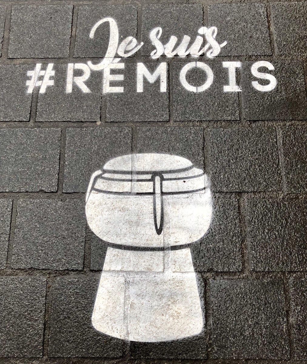 ReimsGoodNews's tweet photo. Oui, nous sommes #rémois et fier de l’être !!! ❤️🔵⚪️
Merci @VilledeReims pour ce #StreetArt 100% #Reims !
#ReimsMaVille #JaimeReims #FierDetreRémois https://t.co/HNtagm5G7d