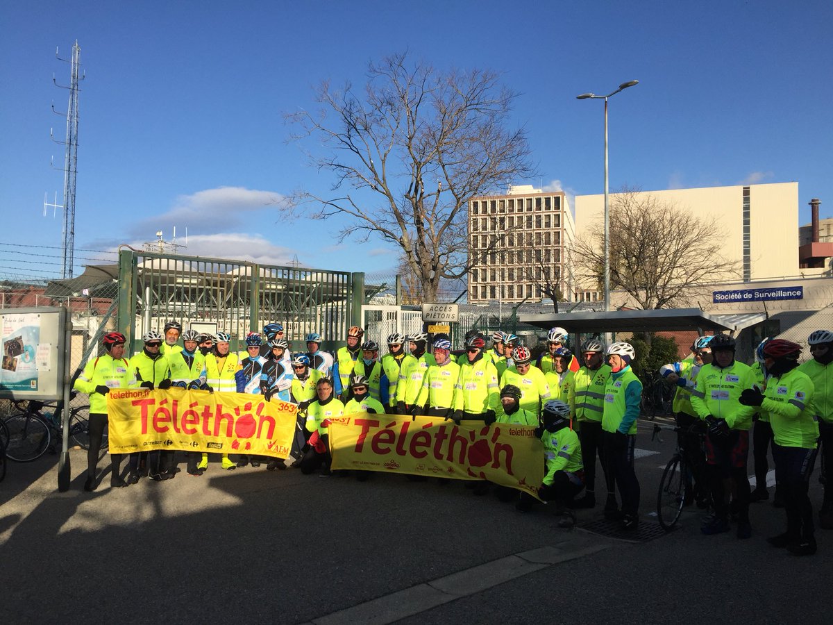 ASGE_DA's tweet photo. C’est parti avec 43 cyclos sur un circuit de 17km... à ce soir pour le cumul des km et la remise du chèque. https://t.co/GIZoSg6Odc