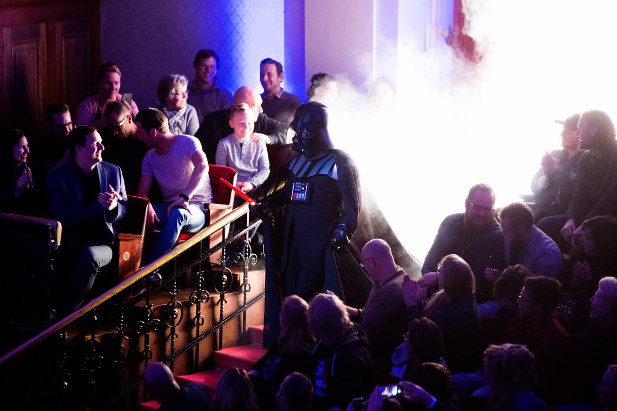 Eventmanager's tweet image. WOW! Was vrijdag in het Concertgebouw met Dirk Jan bij Star Wars !!!!!!!!!!! Dirigent kwam op als Darth Vader; wat een entree en onvergetelijk optreden !!!#Concertgebouw #vollebak #filmmuziek door #NLPhilharmonischORKEST daarvoor begon het al superb met diner Solo Bar &amp;amp; Grill