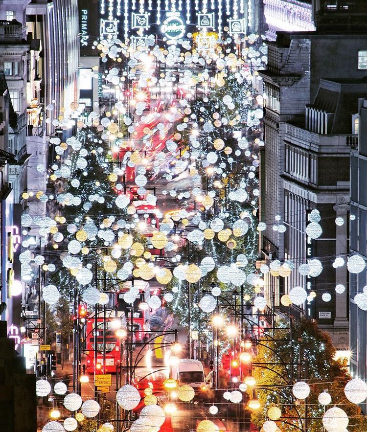 OxfordStreetW1's tweet photo. Congratulations to Justefe on instagram for winning our fourth Β£25 Gift Card! ππ
Use #OxStLightsOn in your snaps & follow us for your chance to win! π https://t.co/iufBSJoDtZ
