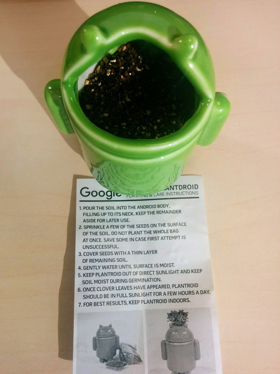 AzaharVyb's tweet photo. #devfestmlg @GDGMalaga  Now just wait... ^^ https://t.co/nO81OxWRCJ