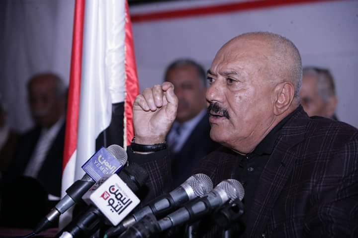 هو بخير إذاأنتم بخير..

سيكون معكم عما قريب فلا قلق وستسمعون كلمة النصر قريبآفهو موجود ويقودمعارك النصروالتضحية ياأبناءاليمن 

هو منكم وإليكم
لاتصدقون أخبار ومواقع الكهنوت إطلاقا هم يتساقطون وينهارون ويلفضون أنفاسهم
بخيرالاسدفلا تقلقواوهو وسط الوغى من اجلكم والوطن حفظ الله اليمن