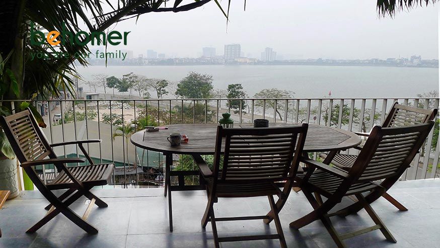 behomerdotcom's tweet image. The apartment is located on high floor designed for three bedrooms,  three bathrooms on a size 170 m2. The living room and master bedroom is  face toward to the west lake Hanoi.
Find out more at: behomer.vn/2iMzkGl
#hanoiapartment #tayhoapartment