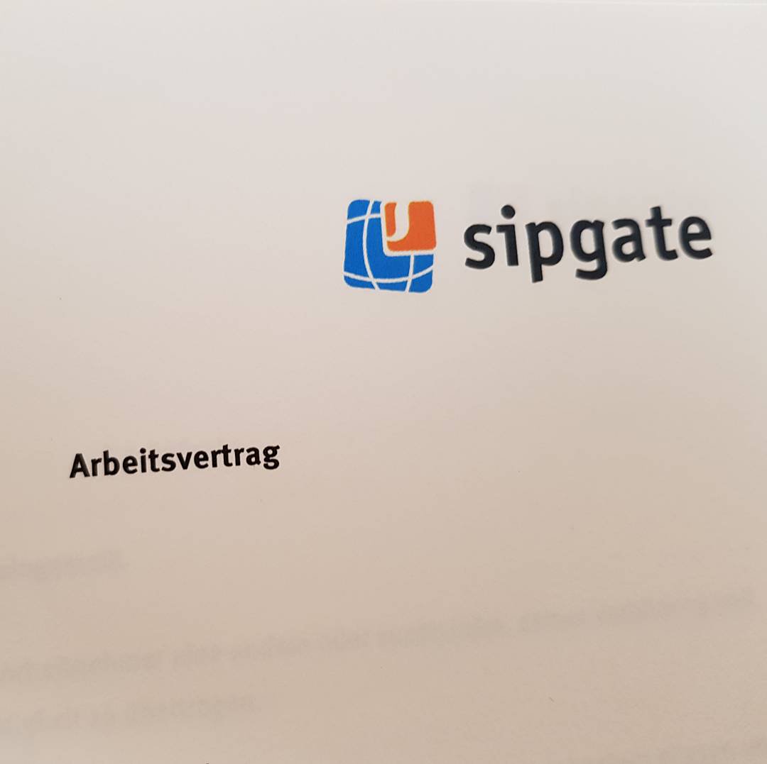 bafh666's tweet image. Good news, everyone!
Ab 2018 werde ich für sipgate arbeiten.
#sipgate #arbeitenbeisipgate