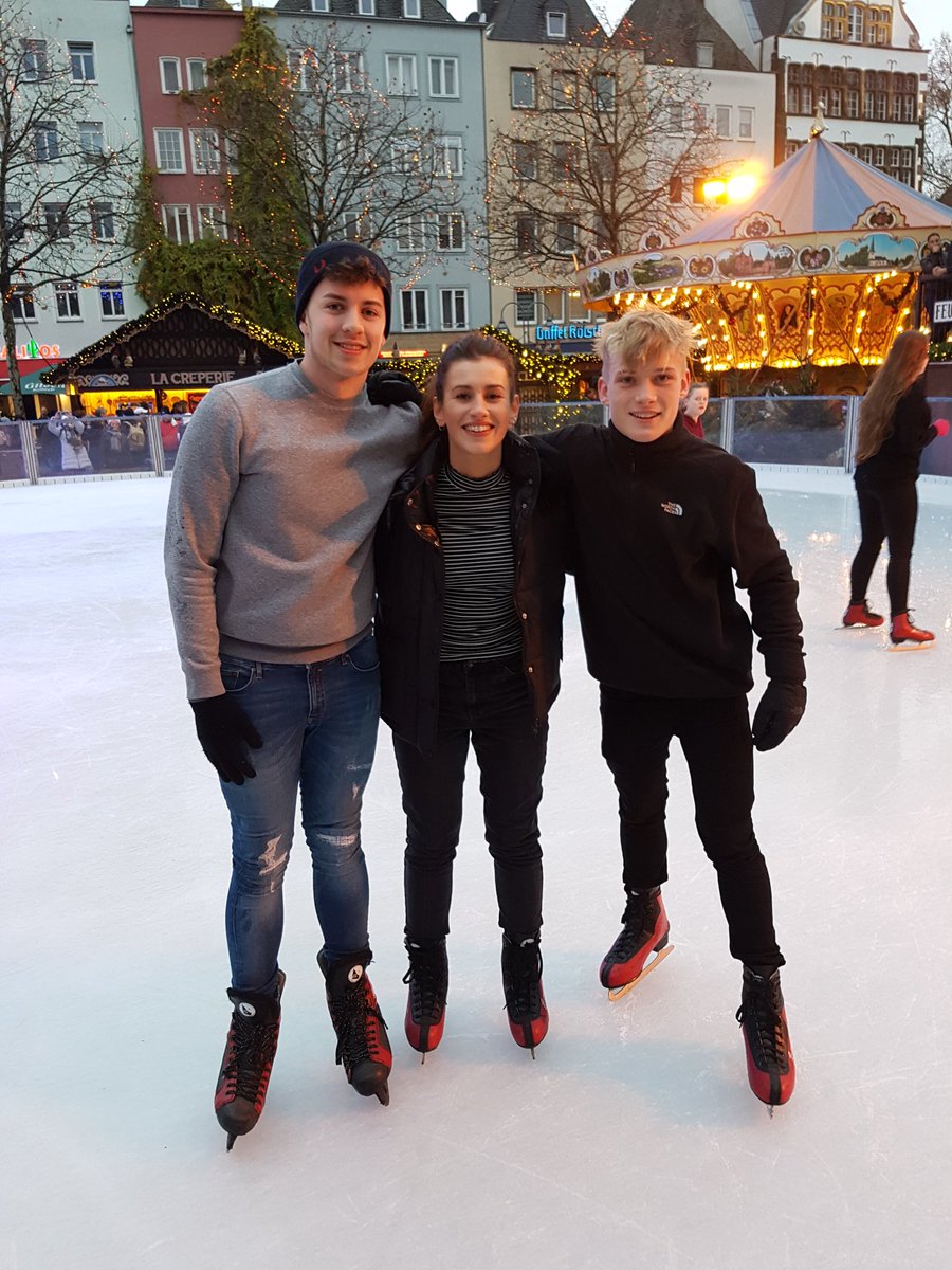cologne_whs's tweet photo. Excellent afternoon ice skating. Loved by all. Back to the hostel now for dinner before a final Christmas market tonight! 🎄🎄🎄 https://t.co/3Qv7eTayyc
